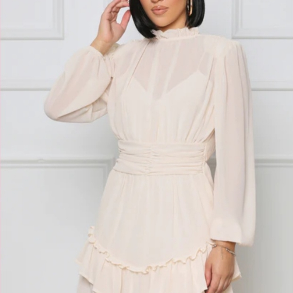 Charming Date Ruffle Mini Dress (Cream) Medium
